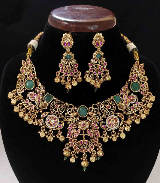 Gold-Plated Emerald Heritage Necklace Set