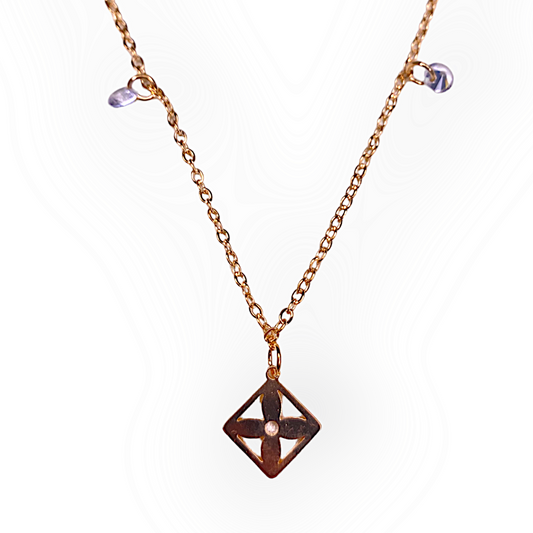 Metal Flower Elegance Chain Pendant