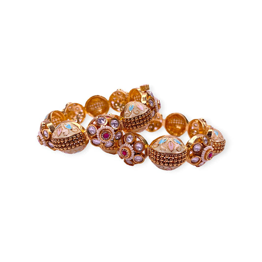 Classical Round Cut Kundan Bangles