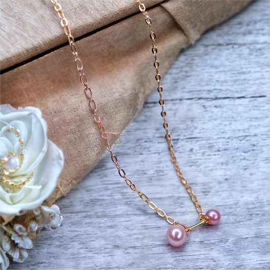 Stunning Pearl Chain Pendant