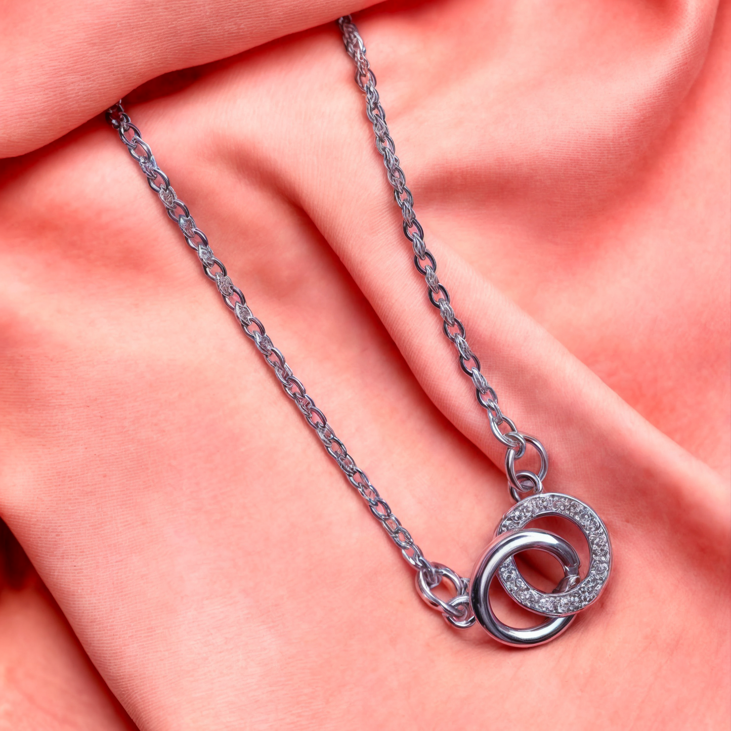 Entangled Circle Chain Pendant with CZ