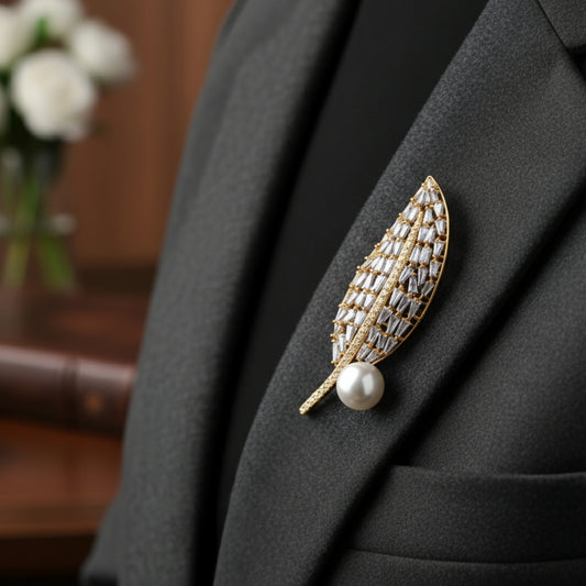 Leaf Brooch in Gold Plating