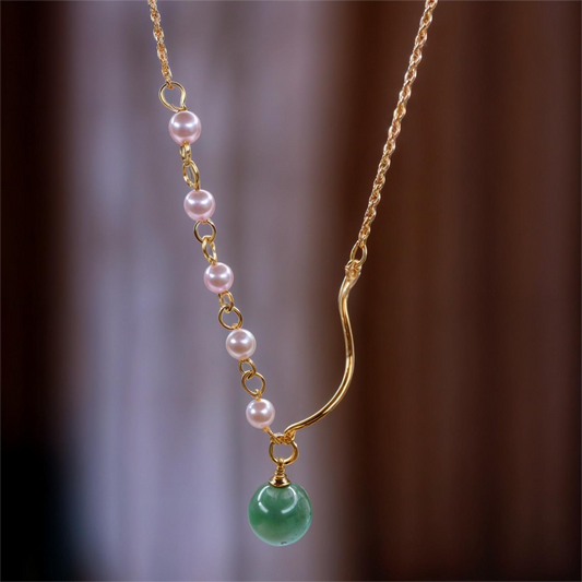 Green Jade Chain Pendant with Beaded Pearls