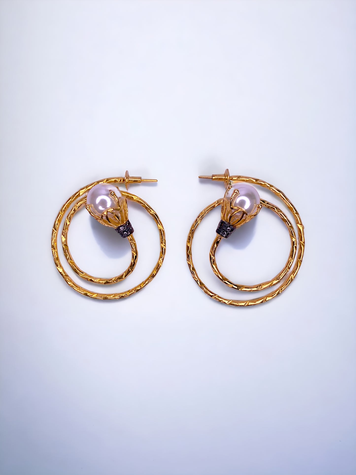 Circle Layered Twist Drop Earrings with Pearl