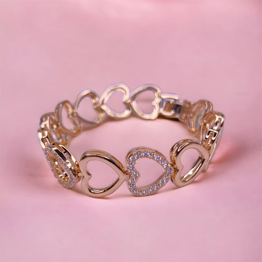 Designer Heart Links Bracelet for Women