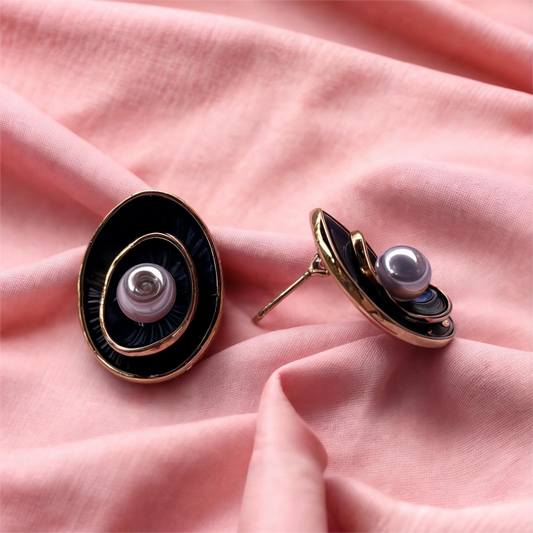 Circular Black and Golden Pearl Earrings