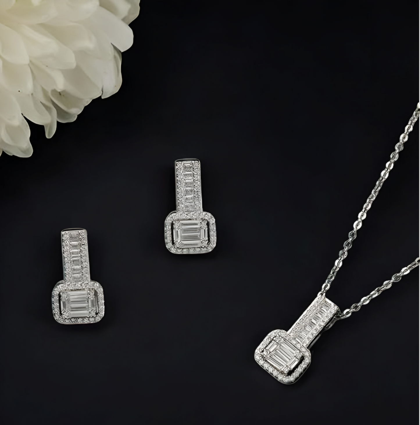 Beautiful Rectangular Baguettes Single Chain Pendant Set with Studs