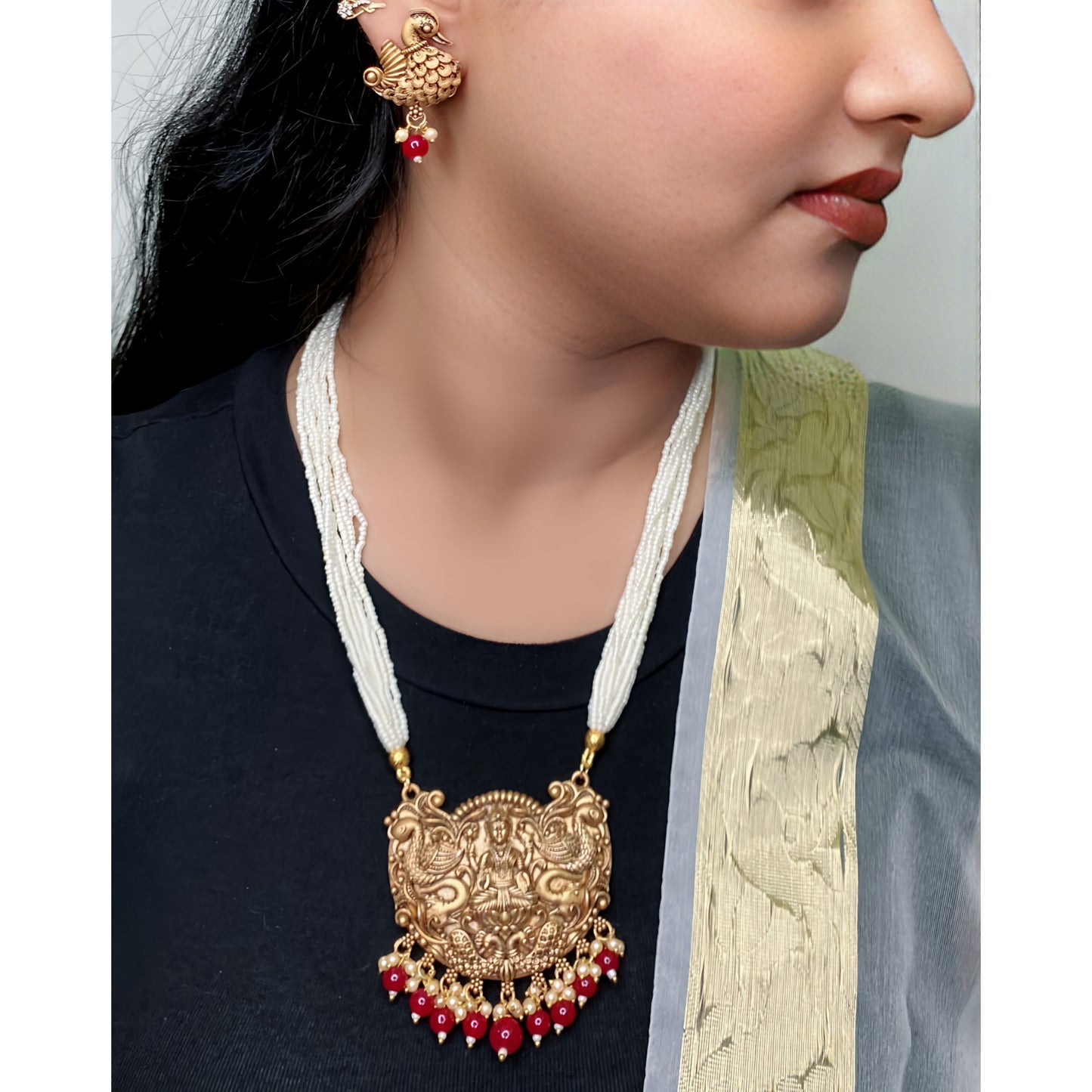 Women Gold-Plated, Off-White & Red Stone-Studded Necklace Set