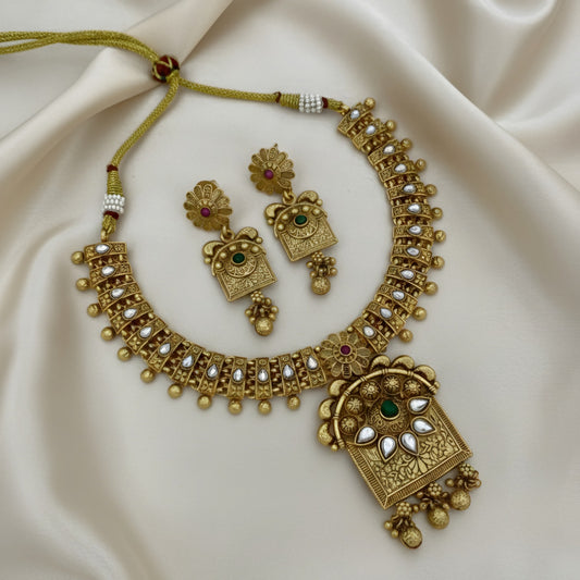 Gold-Plated Mesh Necklace Set