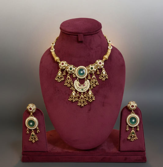 Antique Gold Filigree Choker with Kundan Accents