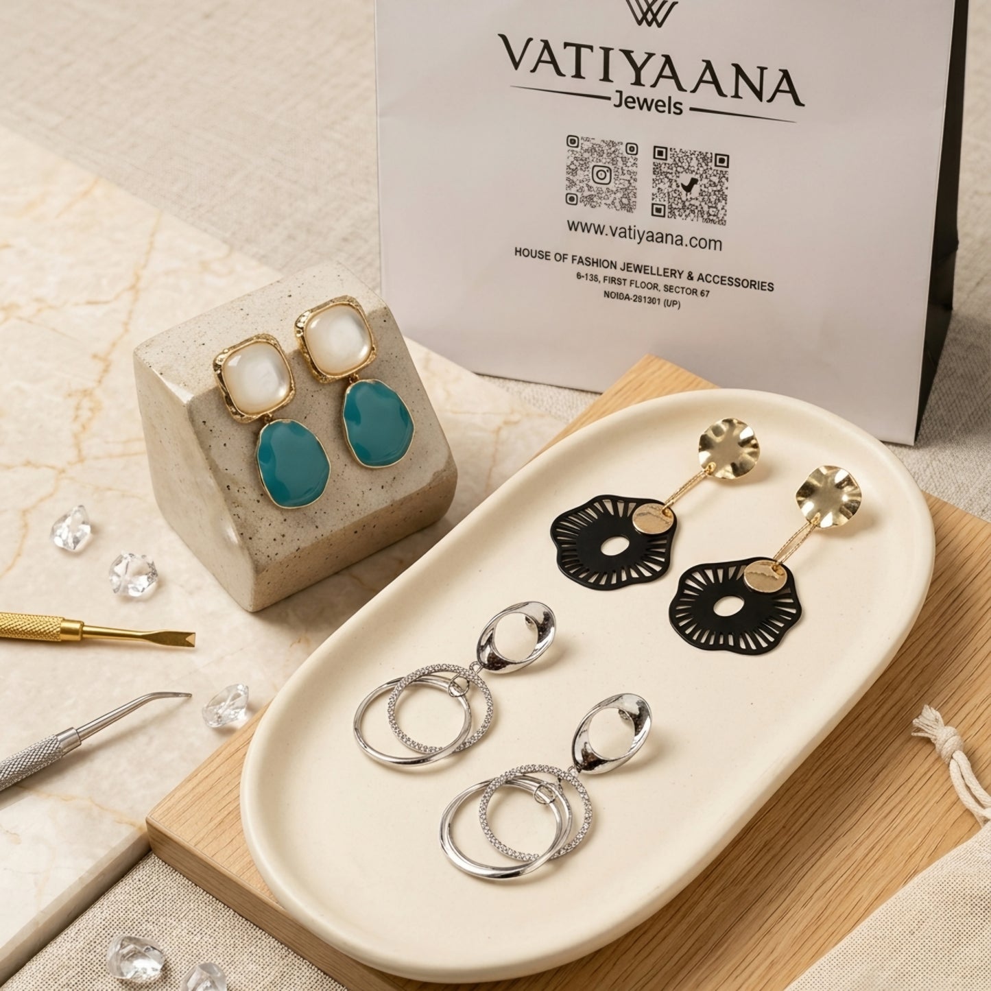 Toast To Happiness Gift Box