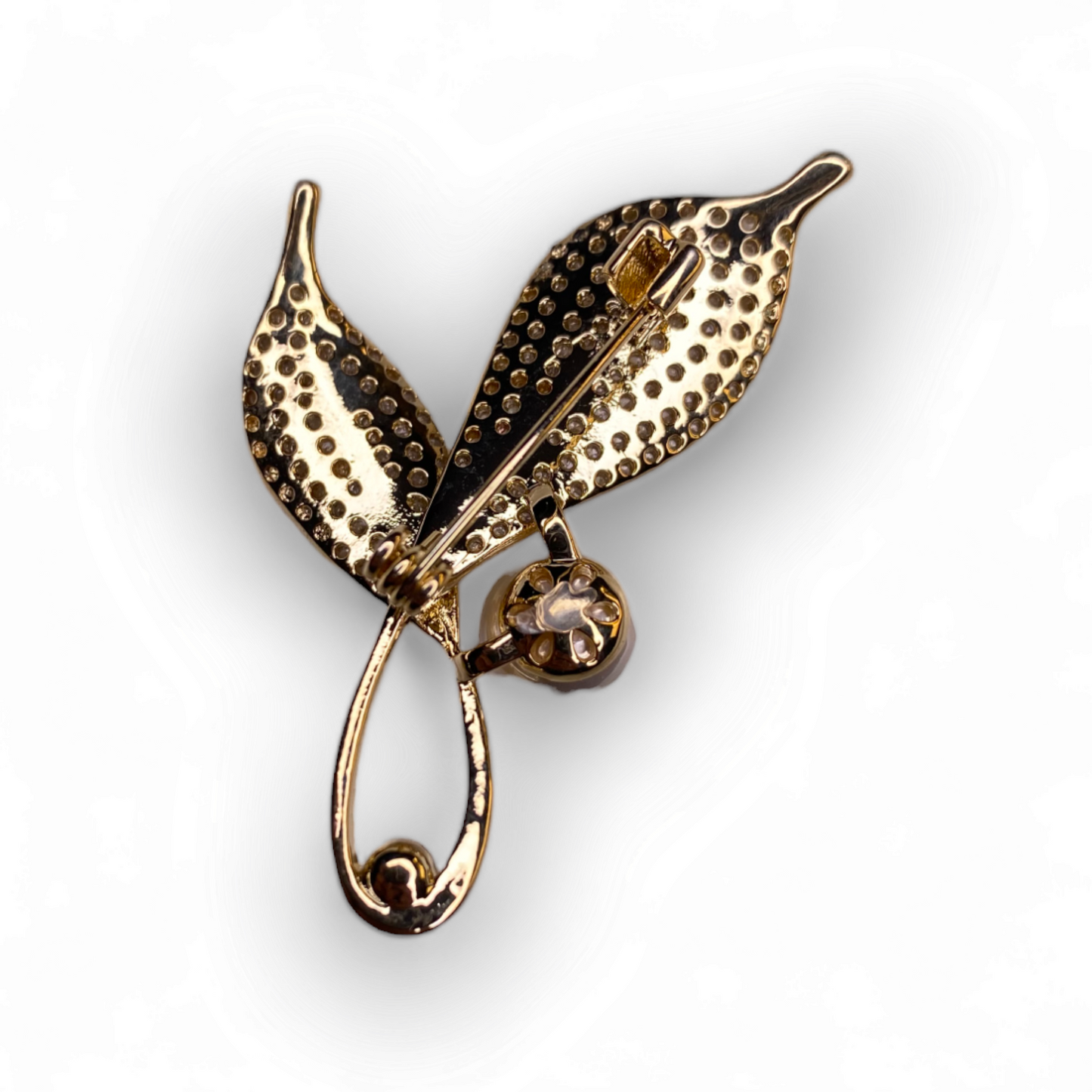 Pearl Brooch in Gold Plating